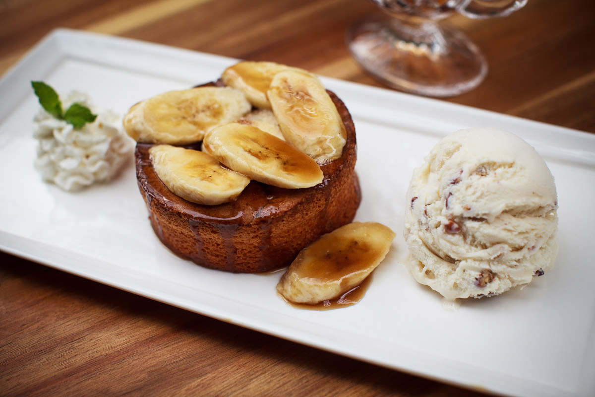 Eddie V's signature dishes Jumbo Lump Crab CakeBananas Foster Butter CakeMaine Lobster TacosSouth African Lobster Tail